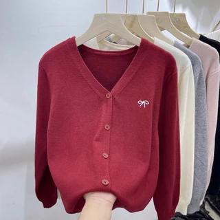 ฤดูใบไม้ร่วงเสื้อสเวตเตอร์ถักคอวีสไตล์ใหม่ผู้หญิงข้าวเหนียวนุ่มทุกการแข่งขันเสื้อถักสไตล์ตะวันตก