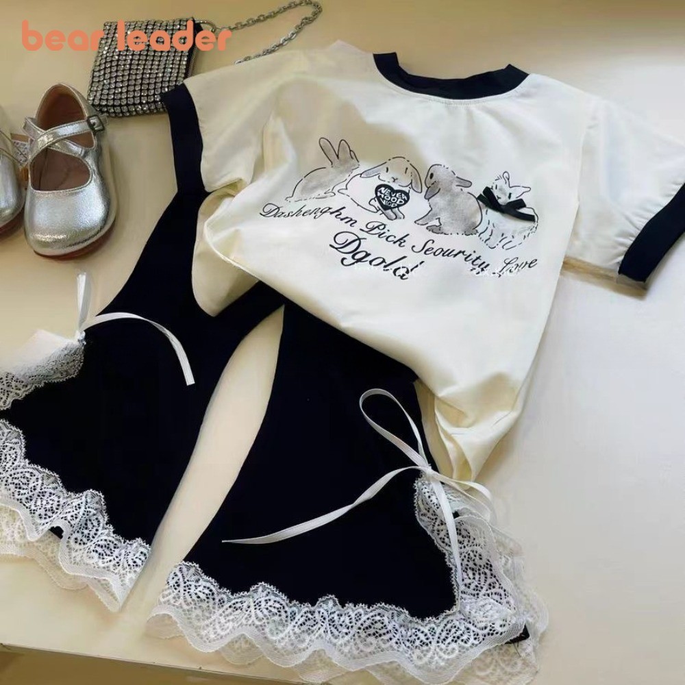 หมีผู้นําสบายๆสาวเสื้อผ้ากระต่ายพิมพ์แขนสั้นเสื้อยืดท็อปส์ + ลูกไม้เย็บปะติดปะต่อกันกางเกงสองชิ้นชุดเวอร์ชั่นเกาหลีเด็กแฟชั่นสว