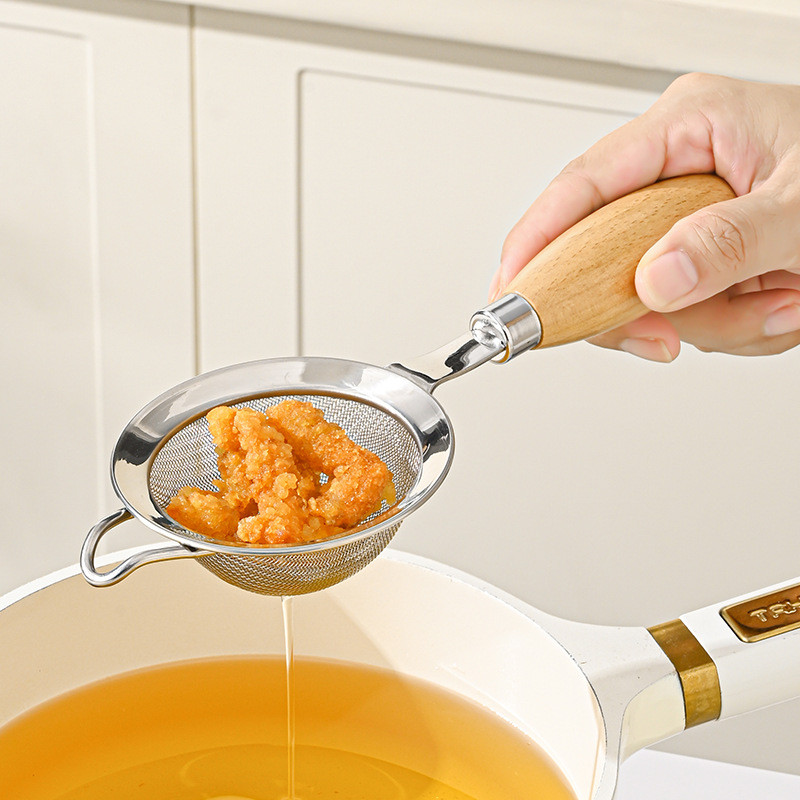 OUKEAI 304 อุปกรณ์ครัวสแตนเลสในครัวเรือนไม้ Handle Potato Press กระชอนไข่ผสมห้องครัวกรองตาข่ายตะแกรง - รูปที่ 2