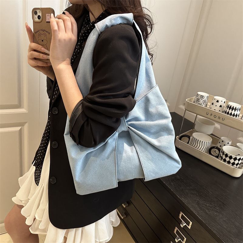 D0801 Denim Bow Tote กระเป๋าประณีต Niche Commuter กระเป๋าแฟชั่นกระเป๋าถือ ins กระเป๋าสะพายใต้วงแขนกร