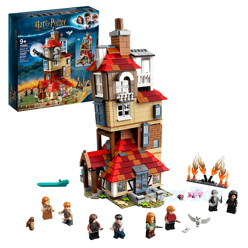 คัดลอก DIY Harry Potter Attack on The Burrow 75980(1047 pcs) STEM Budgeling Blocks ของเล่นเด็กของขวั