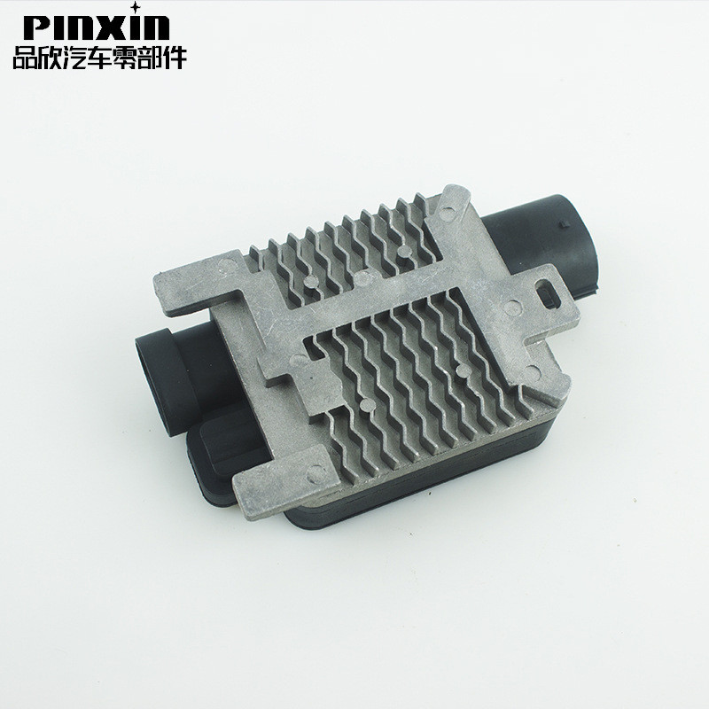 เหมาะสําหรับโมดูลพัดลมอิเล็กทรอนิกส์ Ford Fox OE:940002904  4M519A810AA