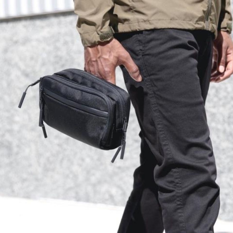 American AER-Dopp kit Nylon กันน้ําความจุขนาดใหญ่ถุงเก็บแป้ง 24 * 12.7 * 10 ซม.