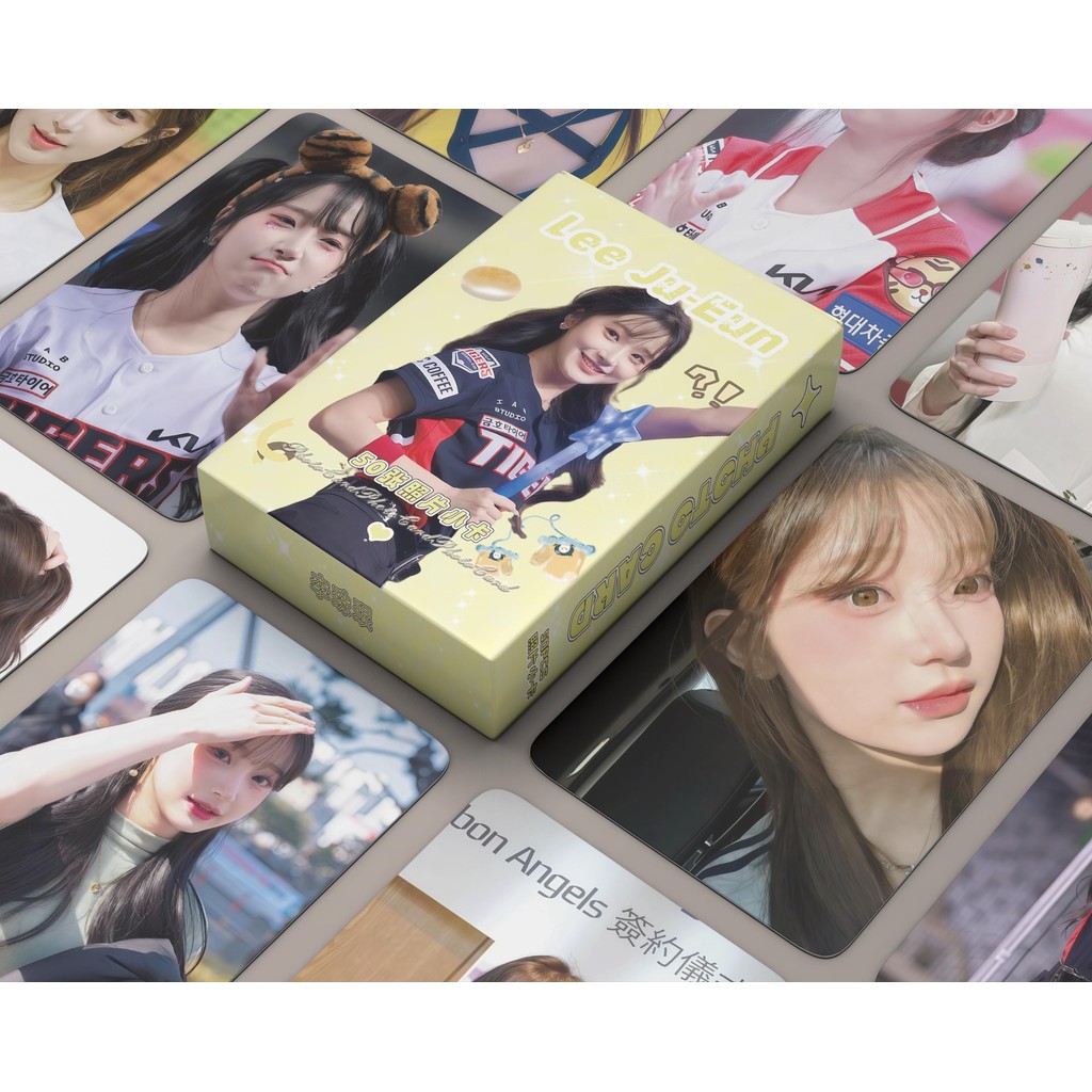 50 ชิ้นเกาหลีเชียร์ลีดเดอร์ทีมเลเซอร์ Lomo การ์ด Ahn JiHyun Lee DaHye โฮโลแกรมโปสการ์ด Lee Ayoung Le
