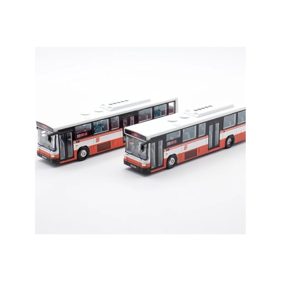 Yixin Model-1/110 รถบัสสิงคโปร์-SBS-Volvo B10M J7IK