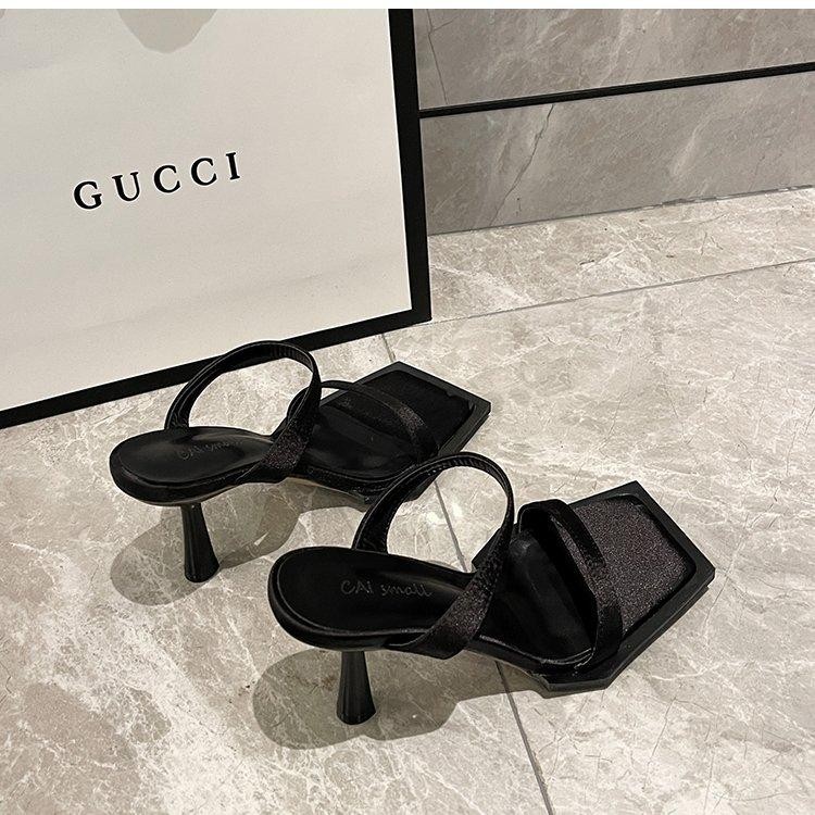แฟชั่นรองเท้าส้นสูง 9 ซม.รองเท้าส้นสูงบางสแควร์ Toe Cross Strap รองเท้าแตะผู้หญิง