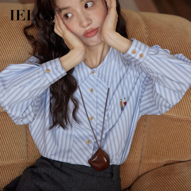 IELGY เสื้อเชิ้ตลายผู้หญิงเรียบง่าย เตรียมเก๋ สูงสุด