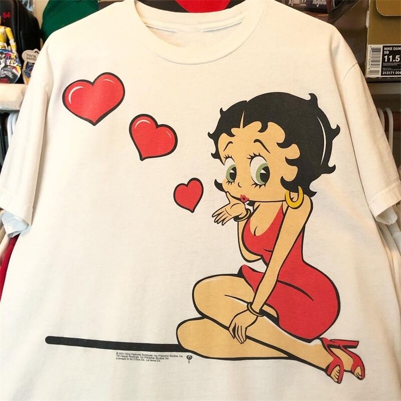เสื้อยืดแขนสั้น พิมพ์ลาย Bettyboop Miss Betty and the Puppy pudgy Love สไตล์ยุโรป และอเมริกา สําหรับผู้ชาย และผู้หญิง เ