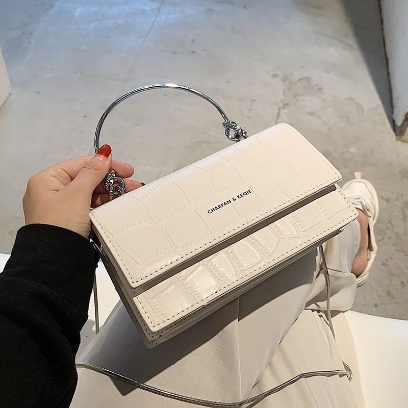New Four Seasons Chain One-Shoulder Diagonal Bag Influencer Small Square Bag
