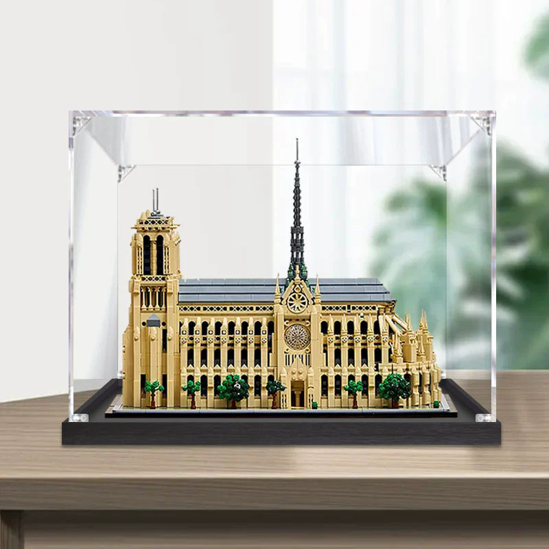 กล่องใส่เลโก้ Lego 21061 Notre-Dame มหาวิหารนอร์ทเทอร์ดาม กล่องอะคริลิคใส ใส่ Labubu Zimomo กันฝุ่น