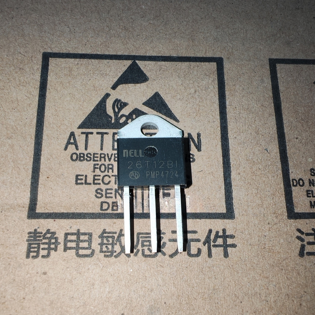 ยี่ห้อใหม่นําเข้า 26T12BI ซิลิคอนควบคุมสองทาง 25A1200V TO-3P