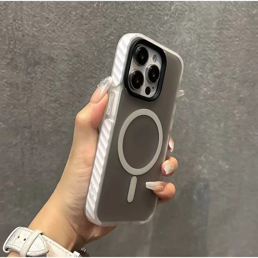 หรูหรา Frosted กึ่งโปร่งใส Shocproof เคสโทรศัพท์แม่เหล็กสําหรับ IPhone 15 14 13 12 11 Pro Max 15 Plus ป้องกันเลนส์รวมทุกอย่างฮาร์ดปกหลังปลอก IPhone