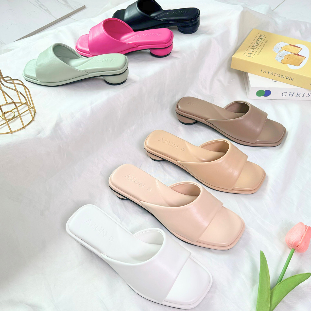 รองเท้าแบรนด์ ARUN รุ่น AR2023 ส้นกลมพื้นนิ่มพิเศษ