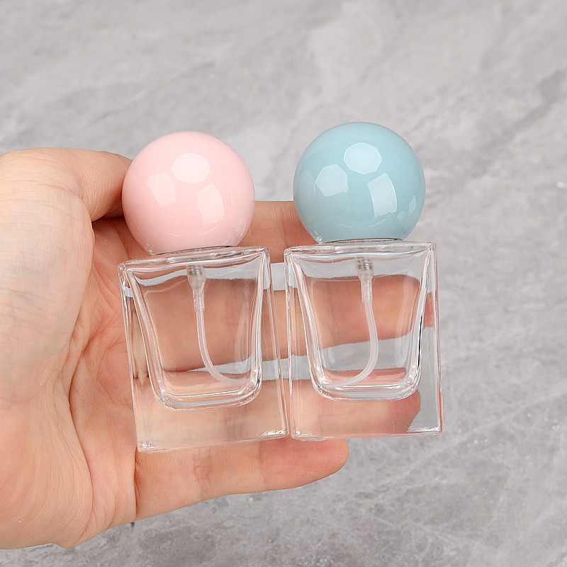 30มล ขวดสเปรย์น้ําหอมแก้วสี่เหลี่ยมโปร่งใสขวดเครื่องสําอางรีฟิลที่ว่างเปล่าพร้อมฝาบอล - รูปที่ 3