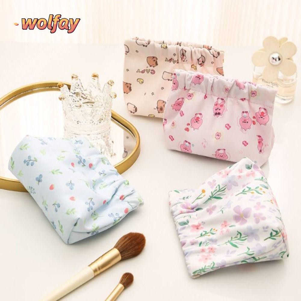 กระเป๋าจัดระเบียบเครื่องสําอาง WOLFAY กระเป๋าแต่งหน้าลิปสติกแบบพกพา Fashion Mini Storage Bag Women