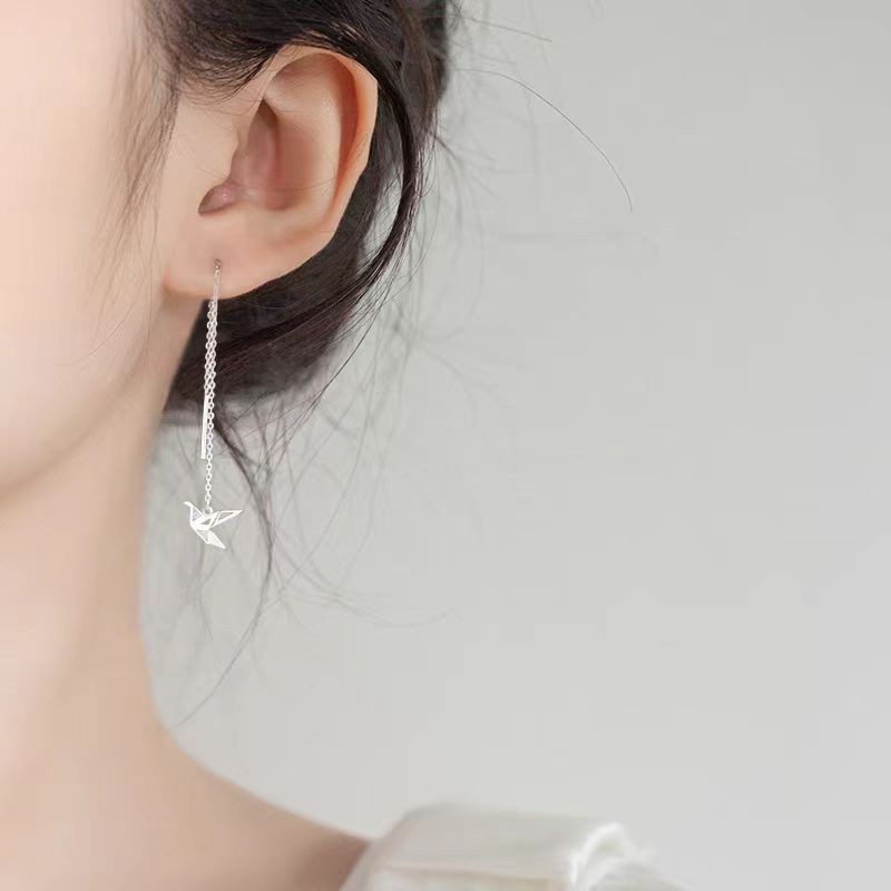 Qianzhihe พู่หูสายหญิง 2024 สไตล์ใหม่ขายร้อนการออกแบบเฉพาะต่างหูยาว