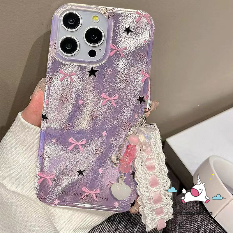 สร้อยข้อมือการ์ตูนโบว์น่ารัก Dreamy สีม่วง Starry Sky Doodle สําหรับ IPhone 11 14 15 12 13 Pro MAX 7Plus XR 14 7 8 15 Plus XS MAX X SE 2020 หรูหราขนนกเส้นด้ายนุ่มกรณี