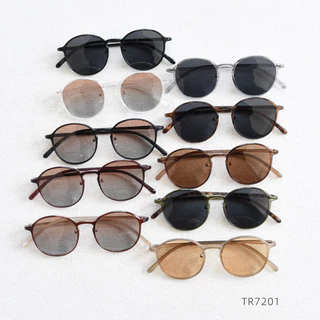Niche Fine frame แว่นกันแดดโพลาไรซ์พีซีเกาหลี uv400 แว่นกันแดดผู้ชายและผู้หญิงอินเทรนด์ Retro TR90 ตาข่ายแสงสีแดงกระจกธรรมดา