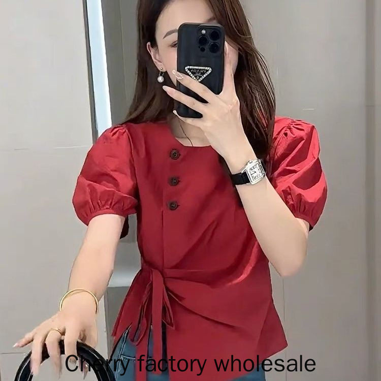 แฟชั่นผู้หญิงสไตล์ใหม่ผิดปกติพัฟแขนเสื้อรอบคอลูกไม้ขึ้นสีทึบสุภาพสตรีบนเสื้อผ้า
