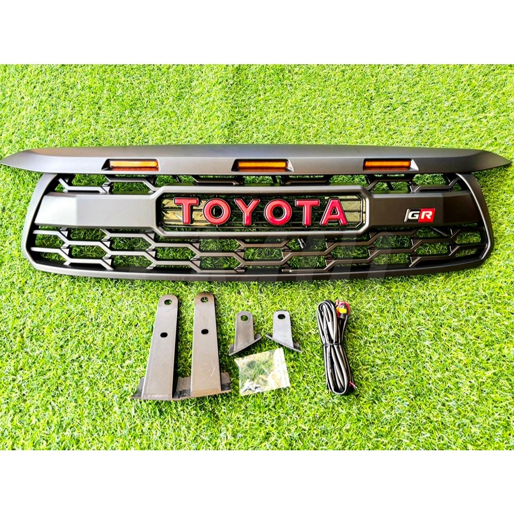กระจังหน้า TOYOTA FORTUNER 04-07, 08-11 , 12-14, 15+ มีไฟส้ม,ไฟขาว พร้อมอุปกรณ์ทั้งชุด LAa - รูปที่ 3