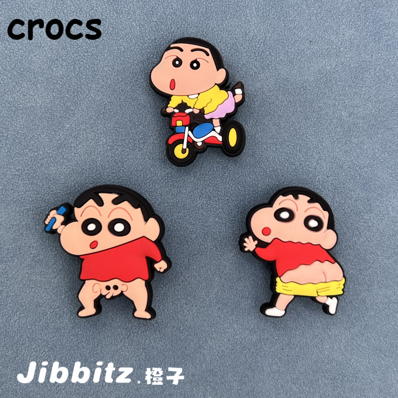 3 ชิ้นใหม่ Crocs รองเท้าดอกไม้อุปกรณ์เสริม PVC การ์ตูนตกแต่งหัวเข็มขัด Crayon Shin Chan
