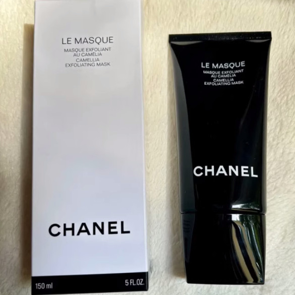 มาส์กโคลนควบคุมความมัน Camellia 150ml