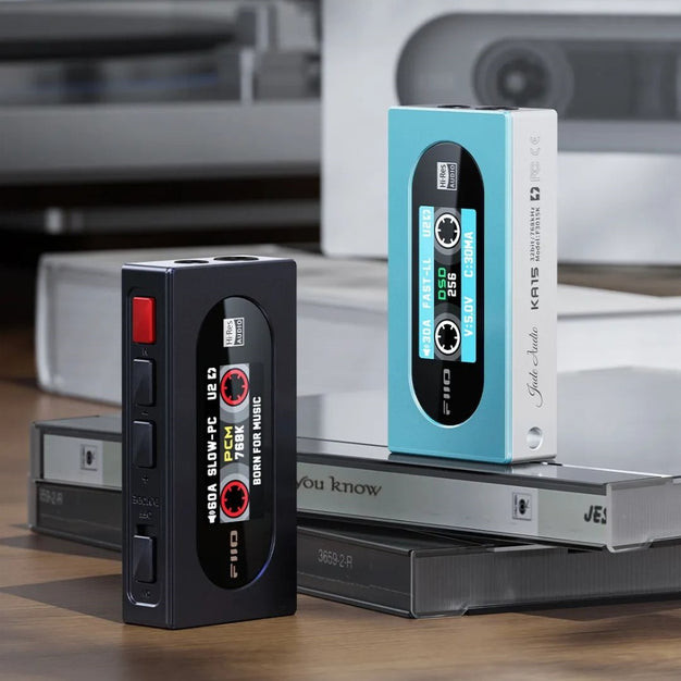 Fiio KA15 Dual CS43198 แบบพกพา DAC และหูฟัง AMP แบบพกพาขนาดเล็กอะแดปเตอร์หางสาย 560mW สนับสนุน DSD 2