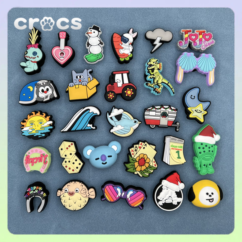jibbitz crocs Personality cartoon diy crocs jibbitz jibbitz crocs เกาหลี jibbitz crocs ของแทั