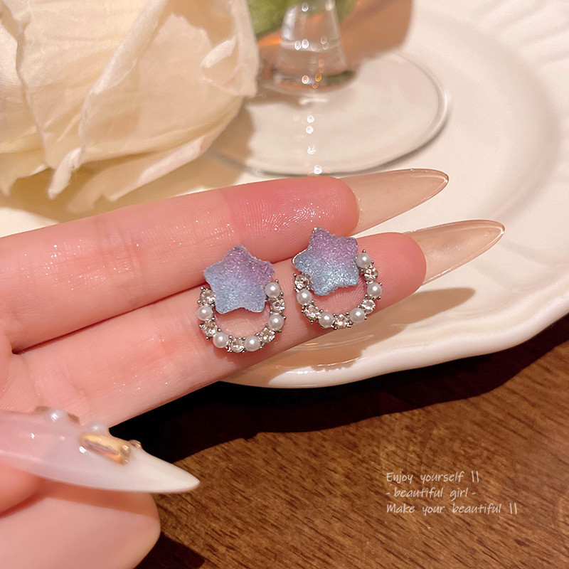 ต่างหูรูปดาวไล่ระดับสีอารมณ์เรียบง่ายและน่ารักต่างหูมุกรูปดาวห้าแฉก