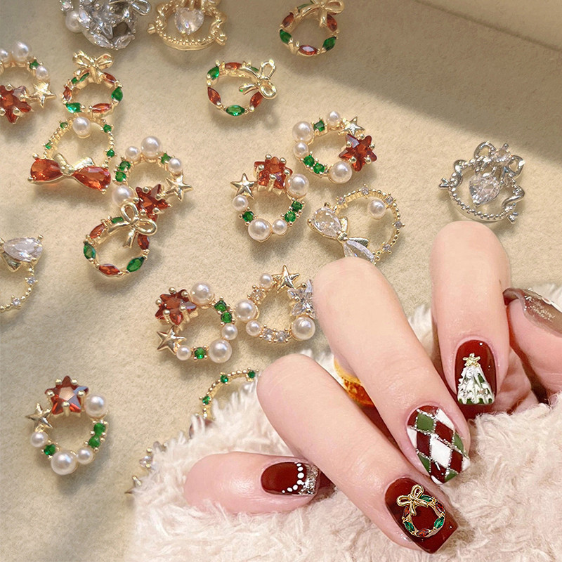 UR SUGAR 1 ชิ้นพวงหรีดคริสต์มาสเกล็ดหิมะเงินทองโลหะเล็บ Rhinestones คริสตัลตกแต่งเล็บ DIY วัสดุ