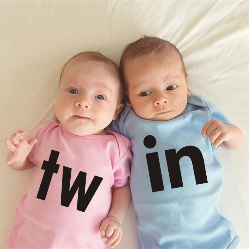Love-bb [คลังสินค้าพร้อม] ผ้าฝ้ายแท้ Baby Romper Letter Twin พิมพ์คู่เด็ก Romper ชุดรอมเปอร์เด็กทารก Romper ผู้ชายผู้หญิงเสื้อผ้าเด็กแขนสั้น
