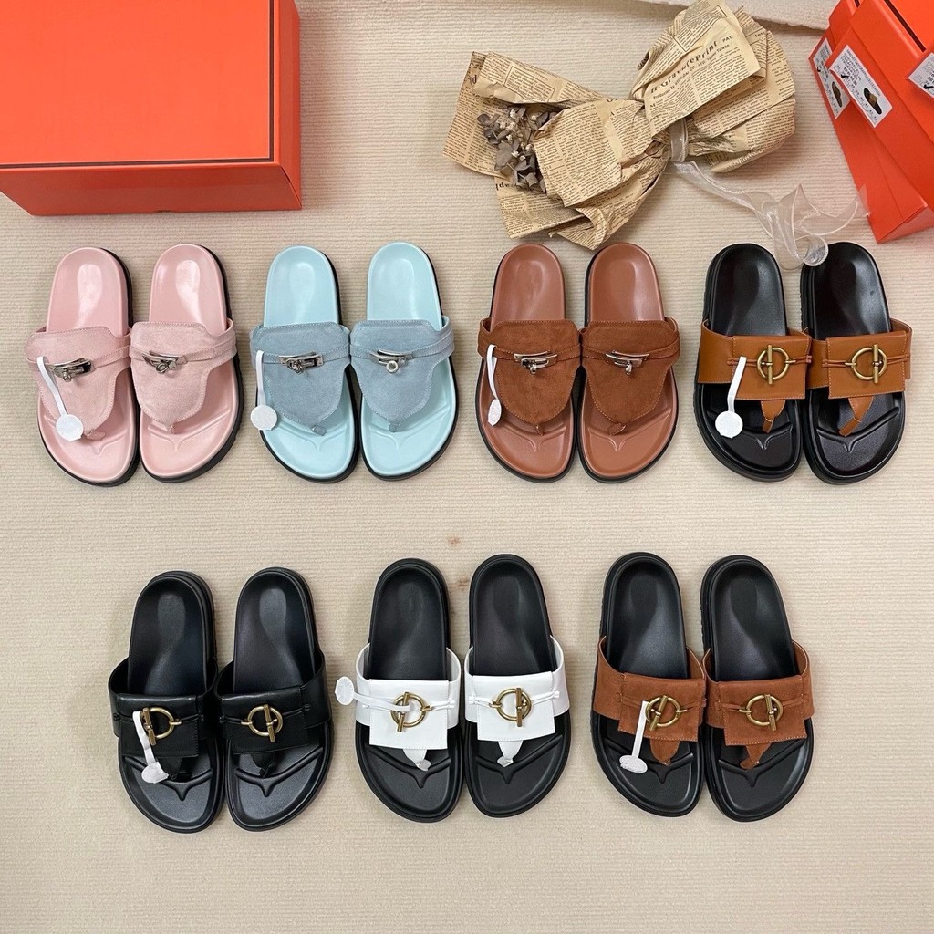 รองเท้าแตะแฟชั่นใหม่สำหรับฤดูร้อน แบบFlip-Flops มีกระดุมโลหณ์และพื้นมิดชิด สไตล์สำหรับผู้หญิง