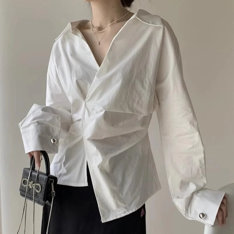 Lune_Graceเสื้อเชิ้ตแฟชั่นฝรั่งเศส คอวีแขนยาว เก็บเอว ดีไซน์ชายไม่เท่ากัน เท่ หรู ไม่เหมือนใคร ต้องมีติดตู้-รุ่นW611