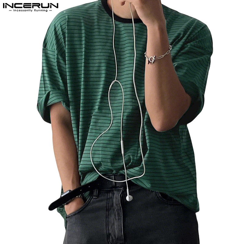 เสื้อยืดแขนสั้นสไตล์เกาหลีสำหรับผู้ชาย ทรงคล่องตัว