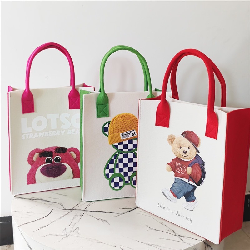 พร้อมส่ง กระเป๋าถือ กระเป๋าสะพายไหล่ ผ้าแคนวาส ลายการ์ตูนหมี จุได้เยอะ กระเป๋าใส่หนังสือ
