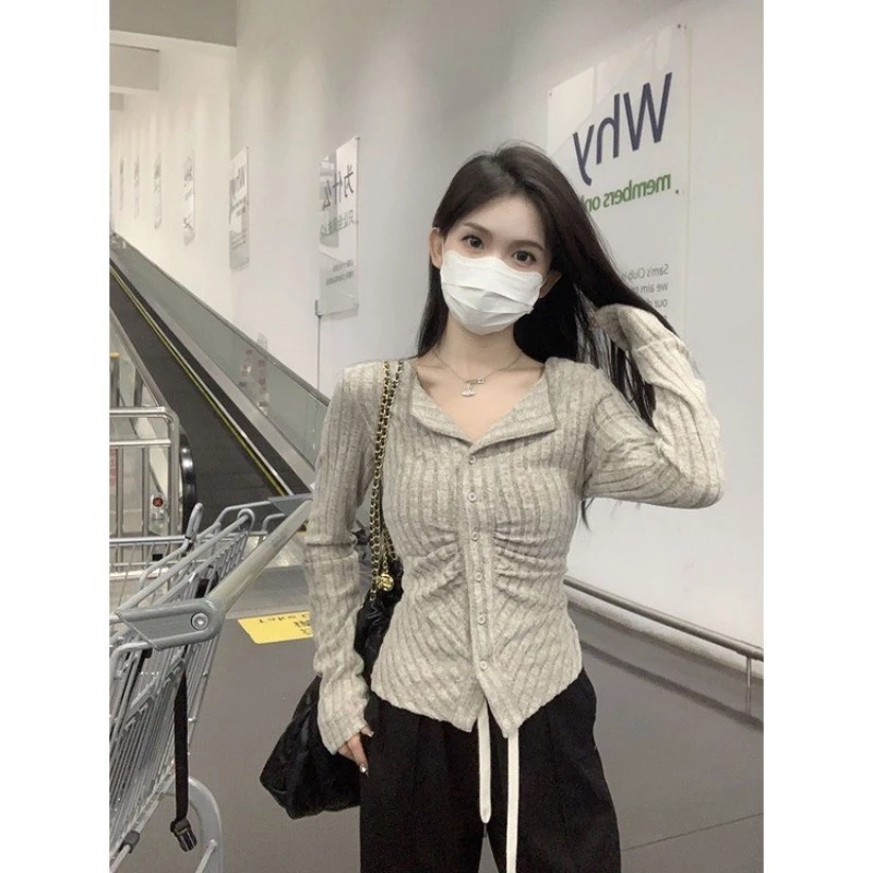 เสื้อคาร์ดิแกนแขนยาว คอปก ติดกระดุม สีพื้น thumbnail 4