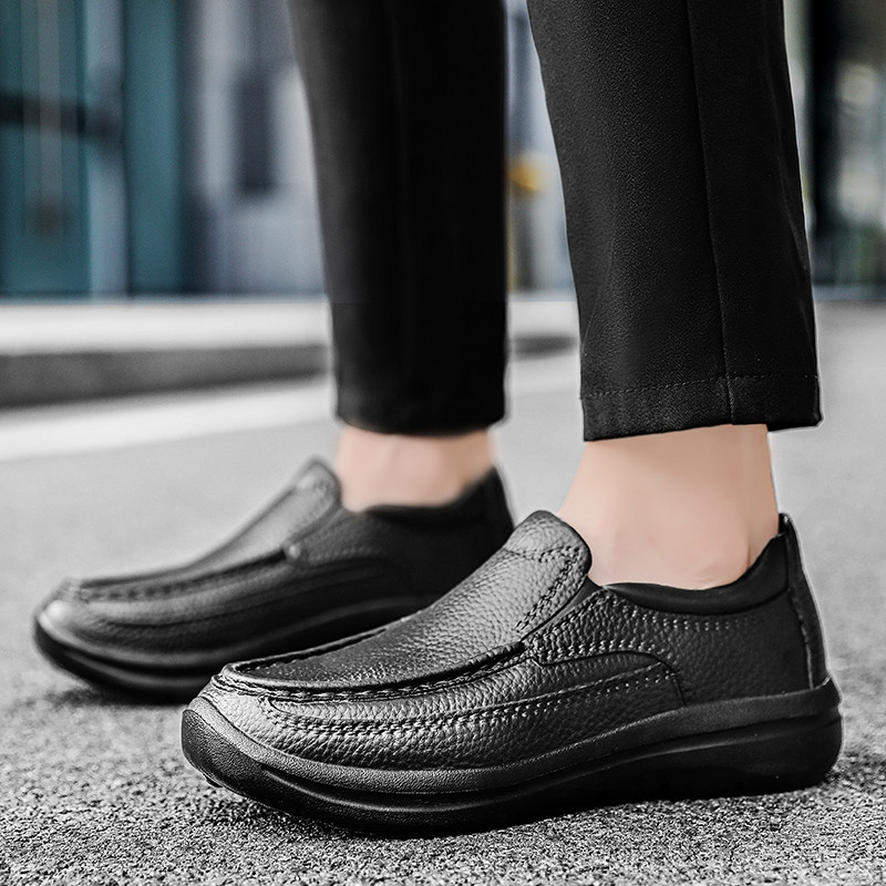 40-45 Casual Simple รองเท้าผู้ชายรองเท้าเชฟกันน้ํา Oilproof สบาย Anti-slip รองเท้าไม่มีส้นกลางแจ้งผู้ชาย