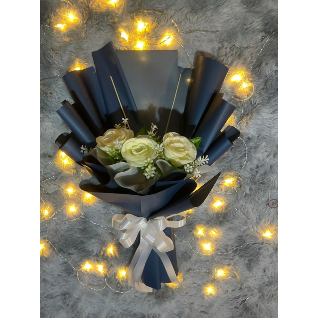 AA014 โฟมคู่ ช่อประดับดอกกุหลาบ 3 ดอก แถมที่ใส่ธนบัตร 15ใบ #ช่อเปล่า #ช่อประดับดอกไม้ - รูปที่ 2