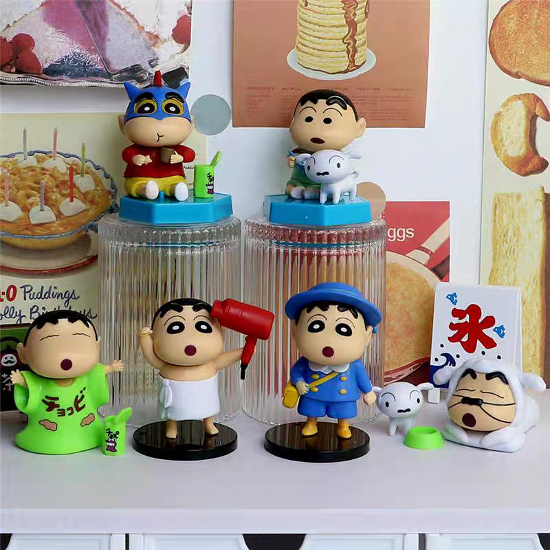 Crayon Shin-Chan Mystery Box Kasugabe House สินค้าตุ๊กตาอินเทรนด์เล่นรูปของเล่นเดสก์ท็อปตกแต่งของขวัญวันเกิด