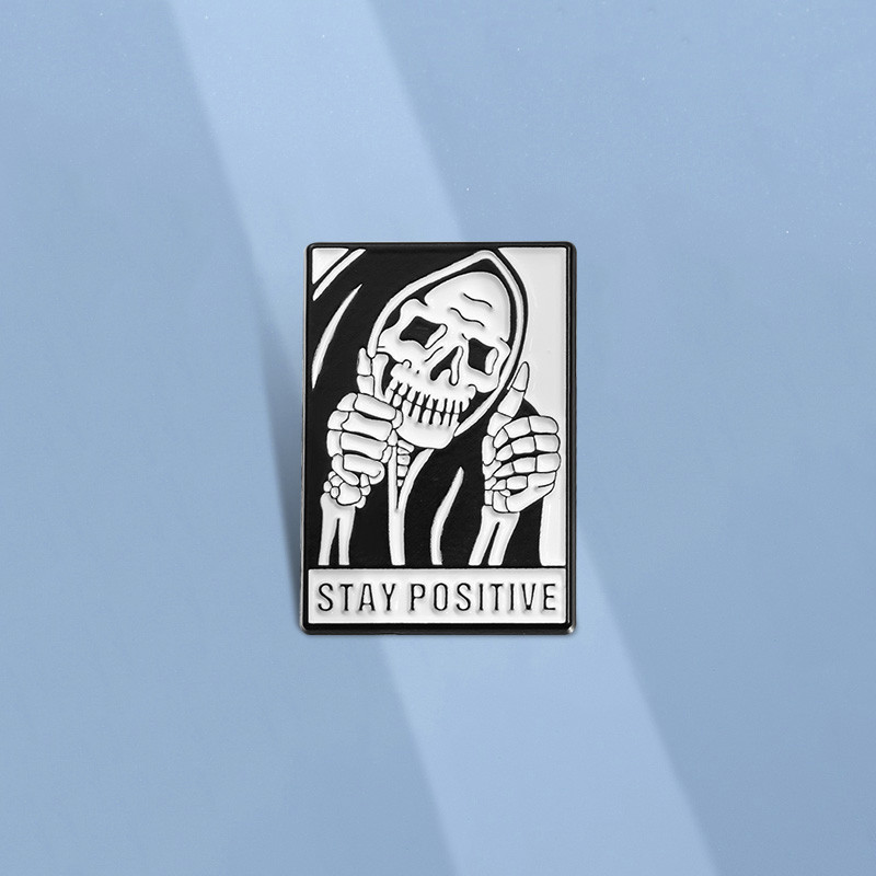 Punk Skeleton Pins เข็มกลัดภาพยนตร์ที่น่ากลัว Ghost เข็มกลัดป้ายโลหะ Pin ฮาโลวีนเครื่องประดับของขวัญสําหรับเพื่อน