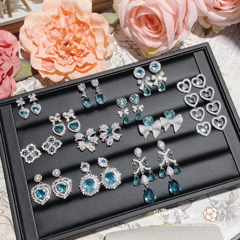 ต่างหู Aquamarine Series ต่างหูโบว์หัวใจ 18K