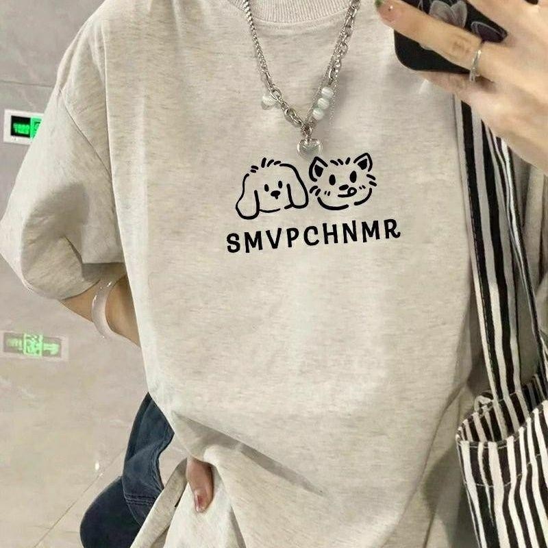 ส่งฟรี เสื้อยืดสกรีนลายcotton100% CM54 สไตรเกาหลี   สีไม่ตก เนื้อผ้าดี ตัดเย็บดีไม่ใช่ผ้ามันลื่นไม่ใช่ผ้ามันลื่น