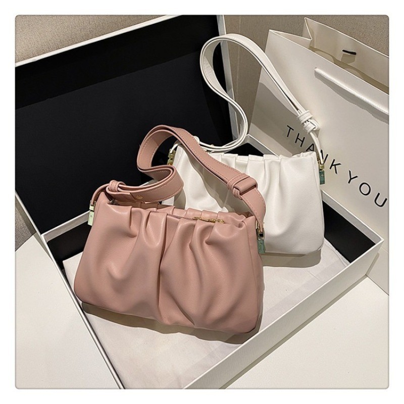 [จัดส่ง​ใน​ 24​ ชม🚚]​​ จีบกระเป๋าเมฆเรียบง่ายวินเทจสีทึบออกแบบพรีเมี่ยมไหล่เดียวใต้วงแขนกระเป๋าสะพาย - รูปที่ 4