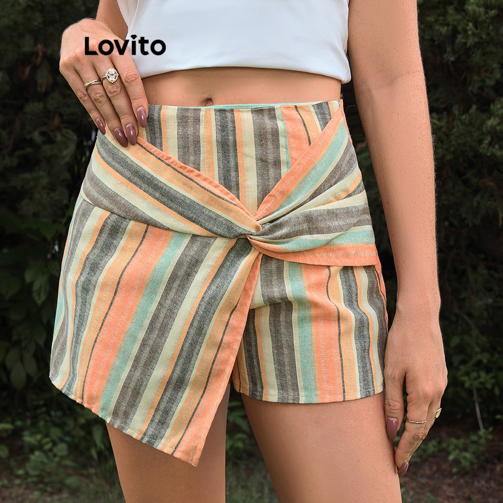Lovito กางเกงขาสั้นลายโบโฮสำหรับผู้หญิง LBL17123