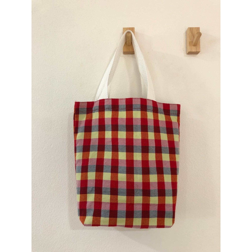 กระเป๋าถือผ้า ขาวม้าสกลนครขนาด8.5”x8ของฝากของชำร่วย