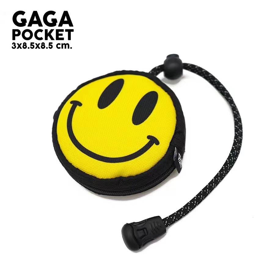 T Thailand Street Wear GAGA เคสกุญแจหน้ายิ้มเปลี่ยนหูฟังกระเป๋าจี้ผ้าใบน้ําหนักเบาแบบพกพาการออกแบบแบ