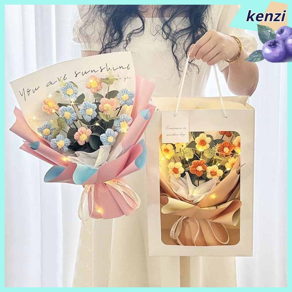 เคนซี่ ช่อดอกไม้โครเชต์, สตริงโคมไฟ นํา พร้อมถุงของขวัญ ช่อดอกไม้รับปริญญา, ช่อดอกไม้ทอมือแฮนด์เมดสวยงาม