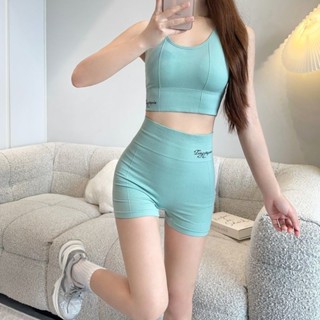 ชุดกีฬาผู้หญิง มีแผ่นรองหน้าอก ไม่มีโครงเหล็ก ใส่สบาย กระชับ…