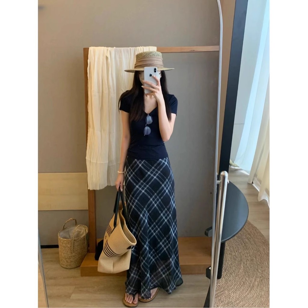 ชุดสูทแฟชั่น กระโปรงลายสก๊อตและเสื้อยืดแขนสั้น จากผ้าฝ้ายย้อนยุค