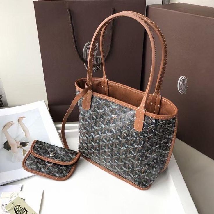 พร้อมส่ง (Premium) กระเป๋าโท้ท  Anjou Mini Tote Bag